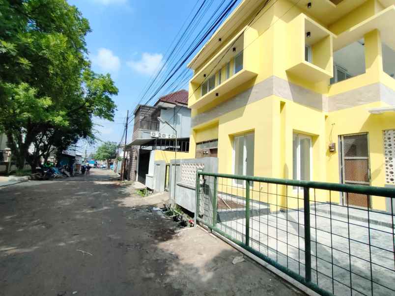 dijual rumah baru di taman kopo indah 1