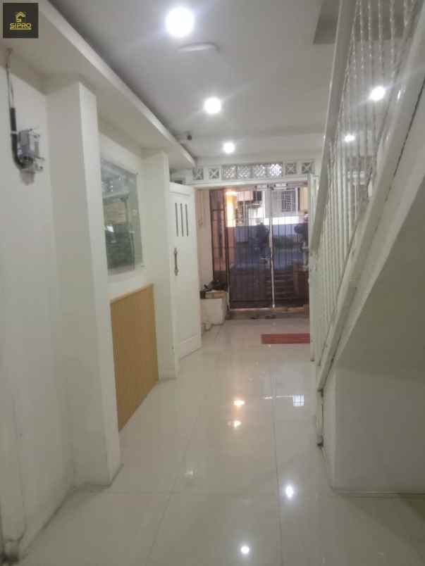 dijual rumah beji timur depok