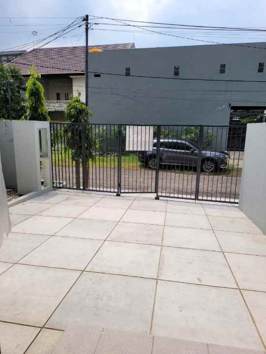 dijual rumah bendul merisi