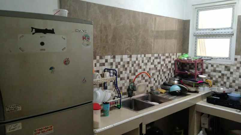 dijual rumah bintaro