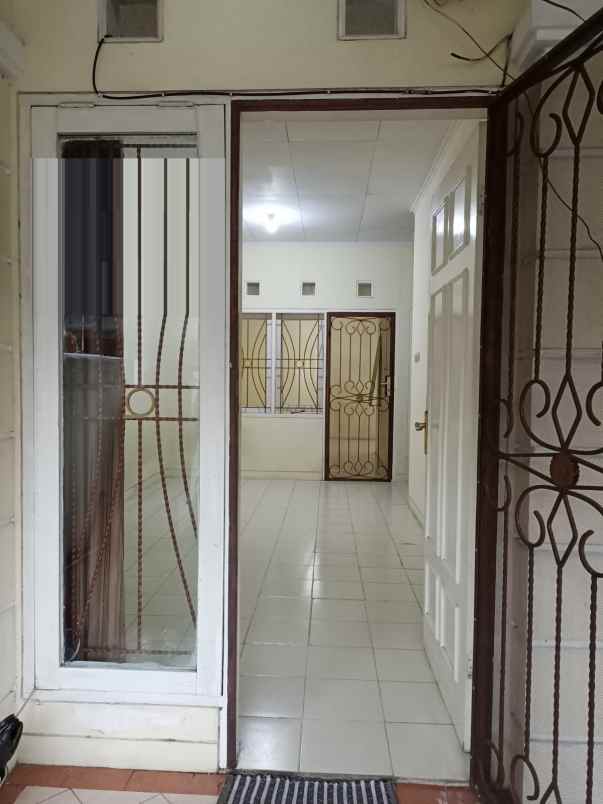 dijual rumah boulevard hijau harapan