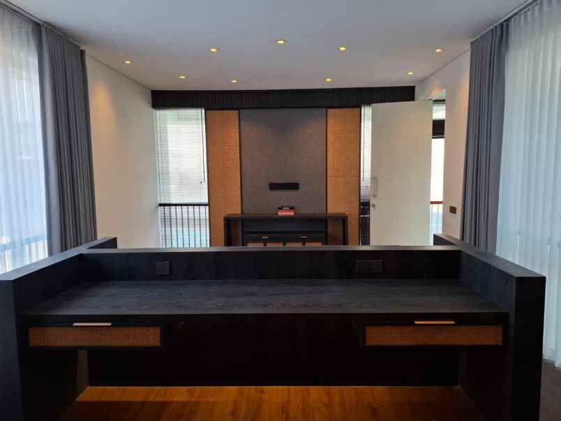 dijual rumah bukit golf international
