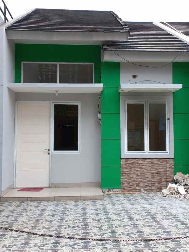 dijual rumah candrabaga