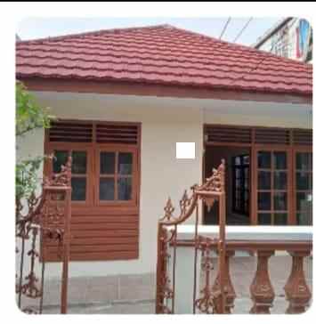 dijual rumah cempaka baru