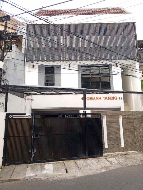 dijual rumah cempaka putih barat