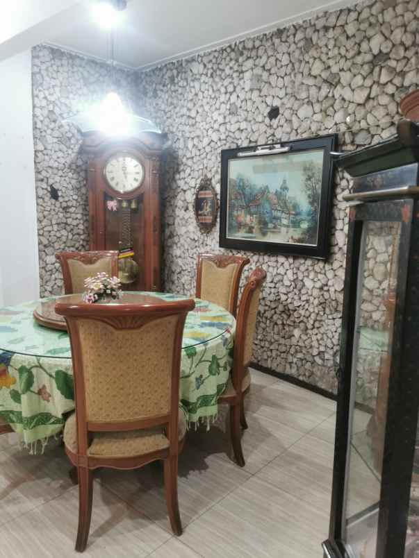 dijual rumah cempaka putih cempaka