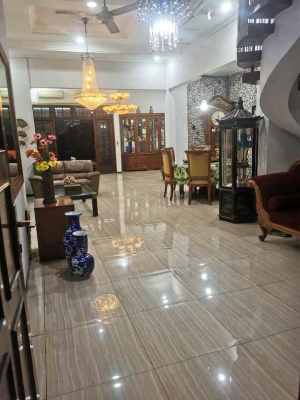 dijual rumah cempaka putih cempaka