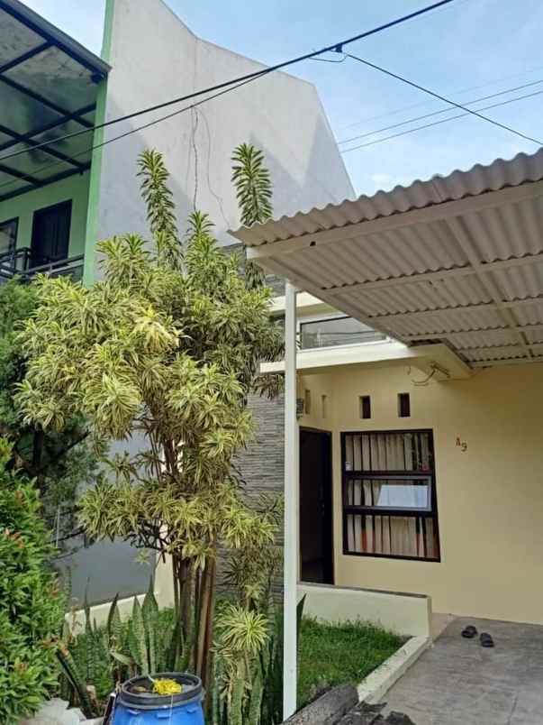 dijual rumah ciganitri