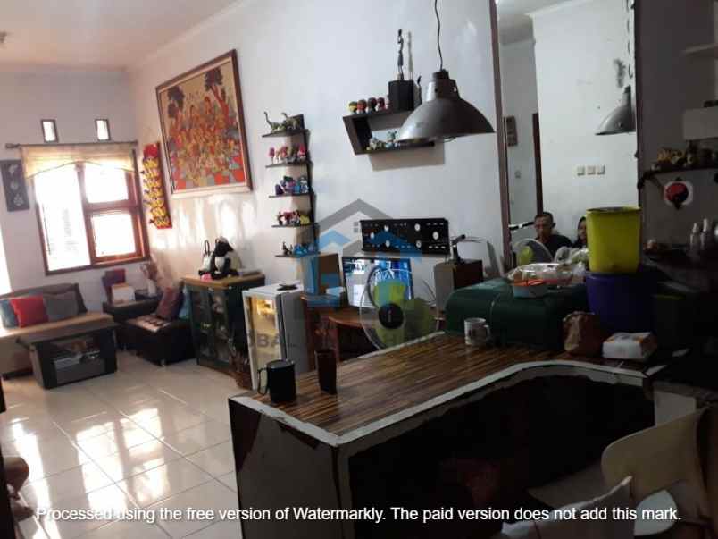 dijual rumah cihanjuang