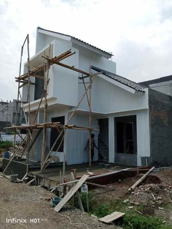 dijual rumah cihanjuang cimahi