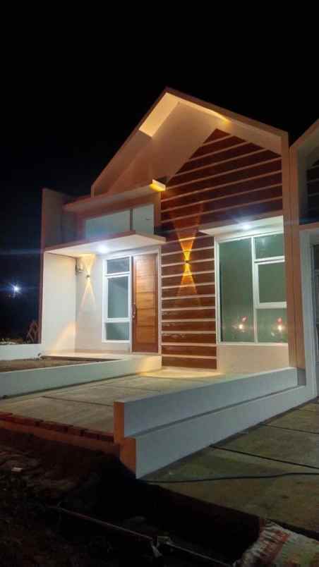 dijual rumah cijamil