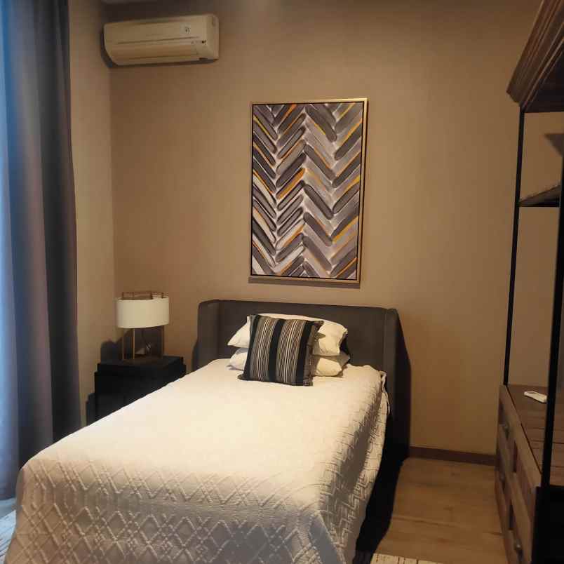 dijual rumah cilandak timur