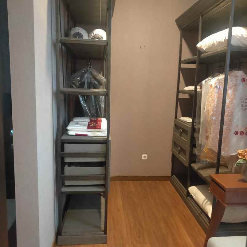 dijual rumah cilandak timur