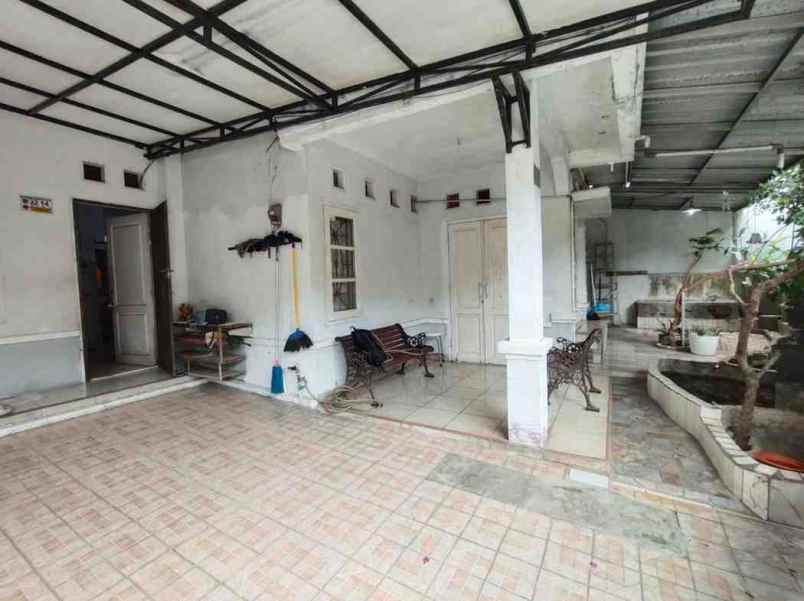 dijual rumah cilangkap depok