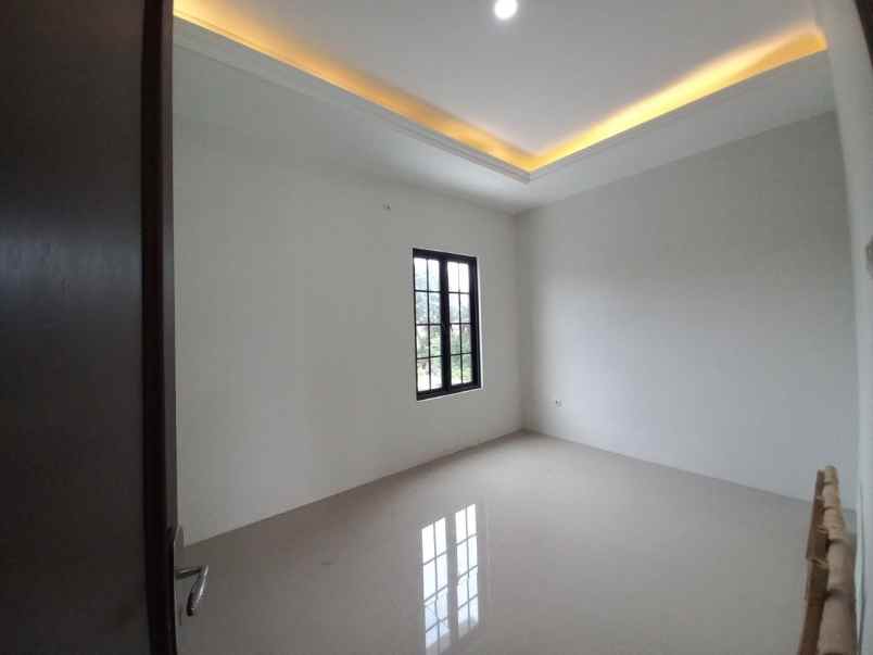 dijual rumah cilodong kota depok