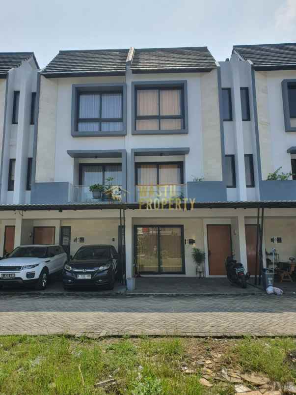 dijual rumah cipedak kec jagakarsa kota