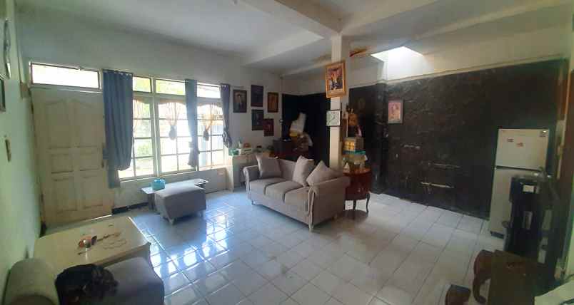 dijual rumah cisaranten indah