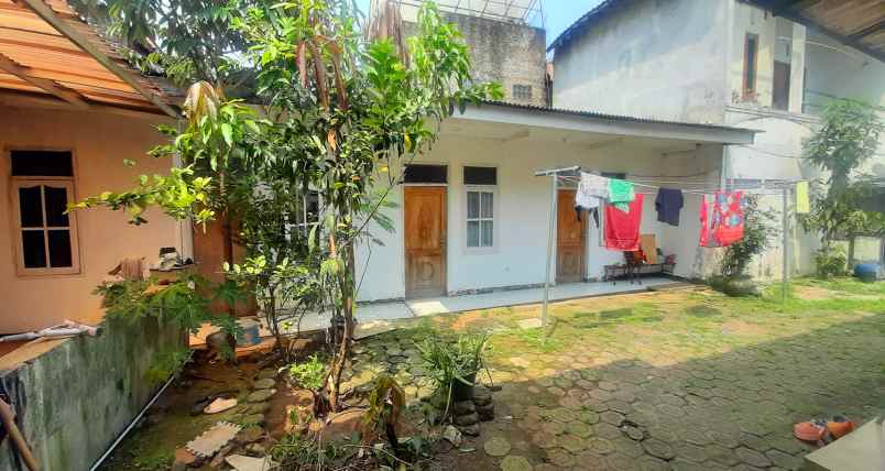 dijual rumah cisaranten indah