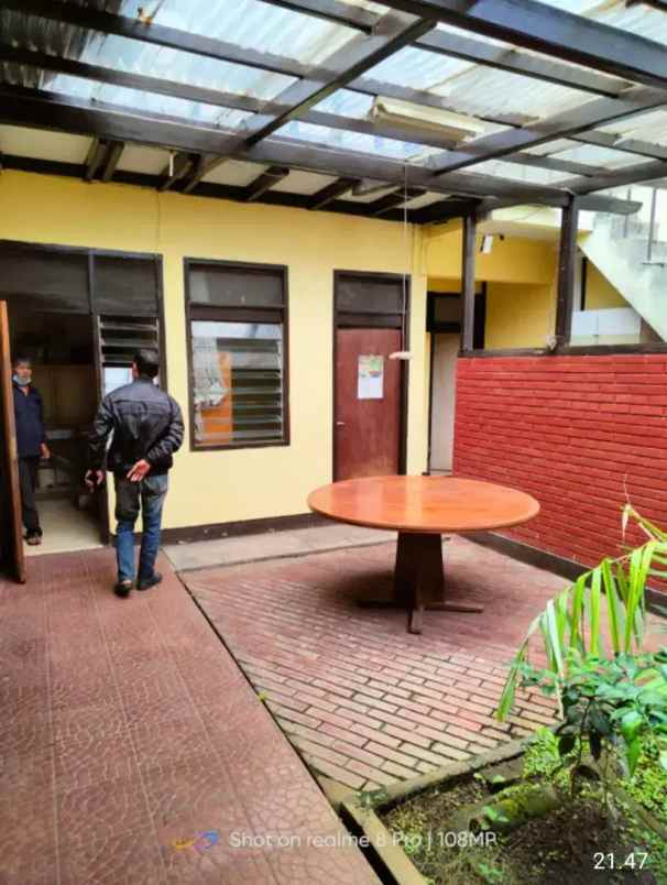 dijual rumah cisitu lama dago bandung