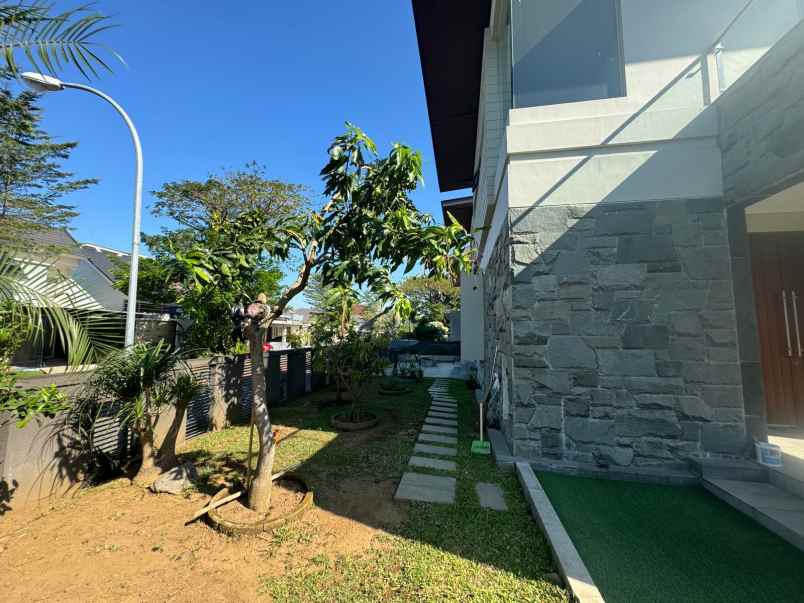 dijual rumah citraland somerset