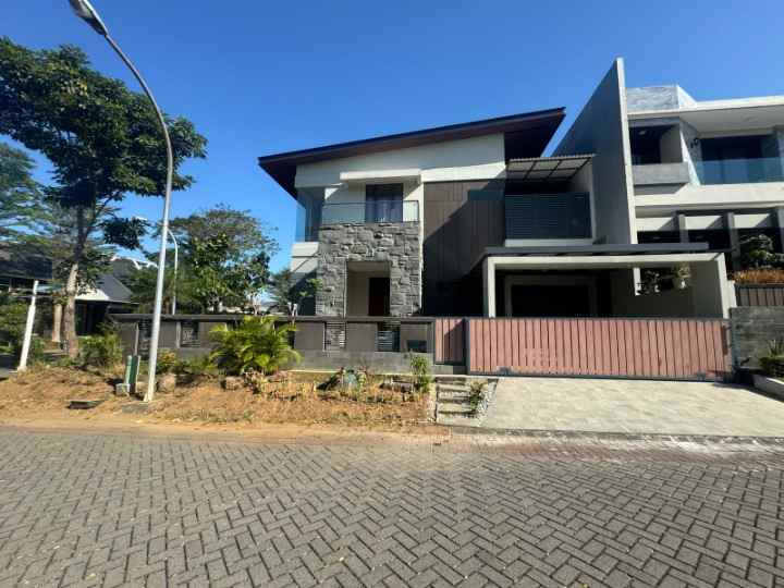 dijual rumah citraland somerset