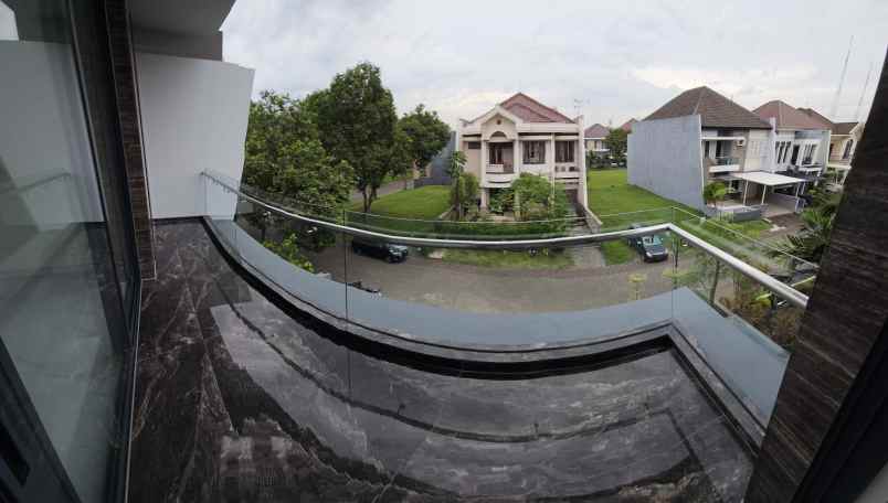 dijual rumah citraland taman golf