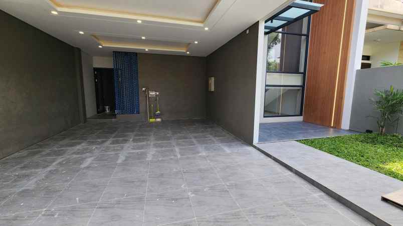 dijual rumah citraland woodland