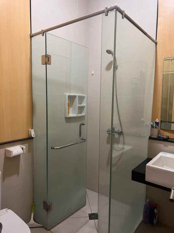 dijual rumah cluster antapani regency