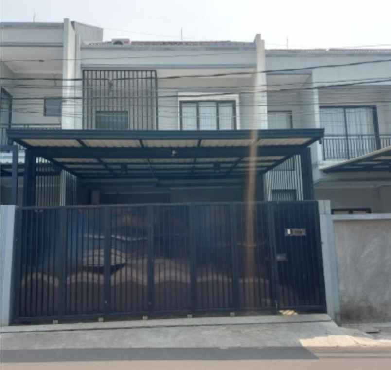 dijual rumah cluster graha pinus indah