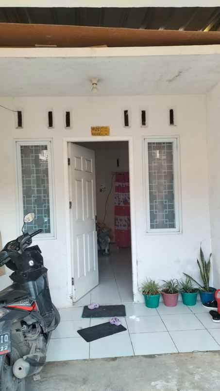 dijual rumah cluster green permata 2