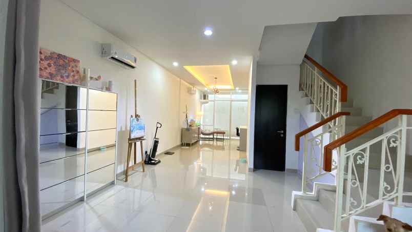 dijual rumah cluster la seine jgc