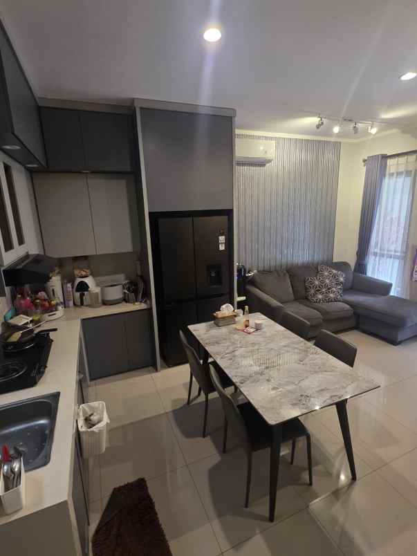dijual rumah cluster magenta summarecon