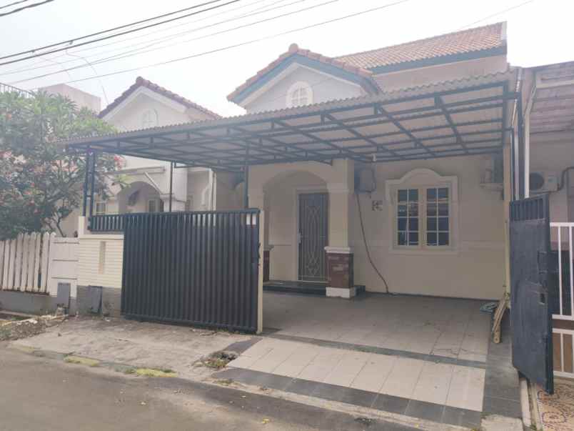 dijual rumah cluster nusaloka bsd city