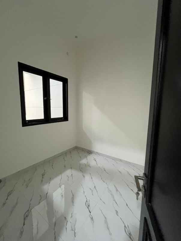 dijual rumah condet kramatjati