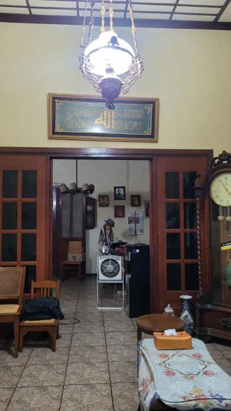 dijual rumah darmo