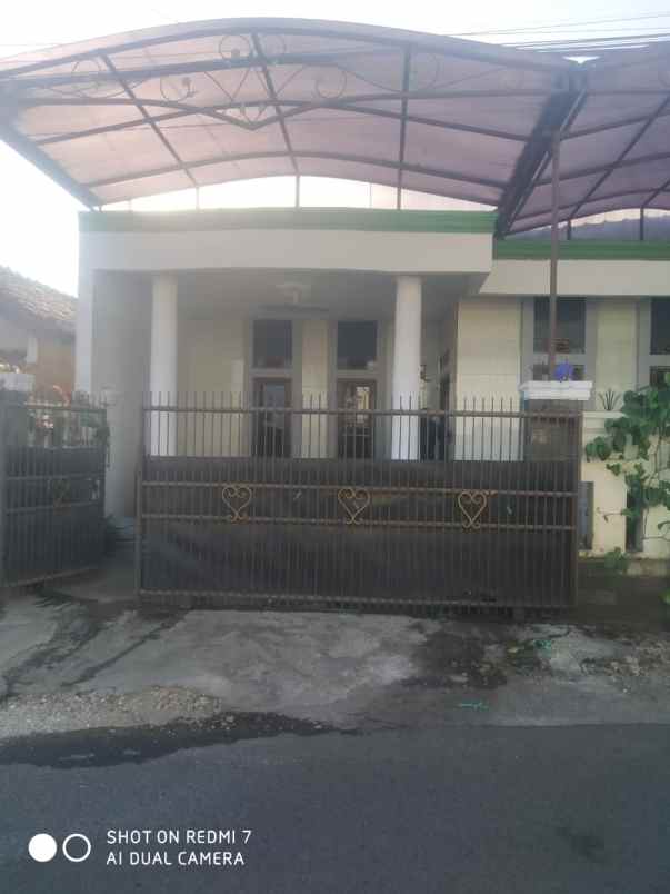 dijual rumah desa cilame kecamatan