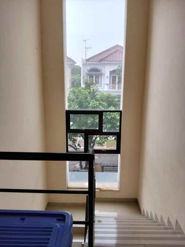 dijual rumah di citragran cibubur posisi hook