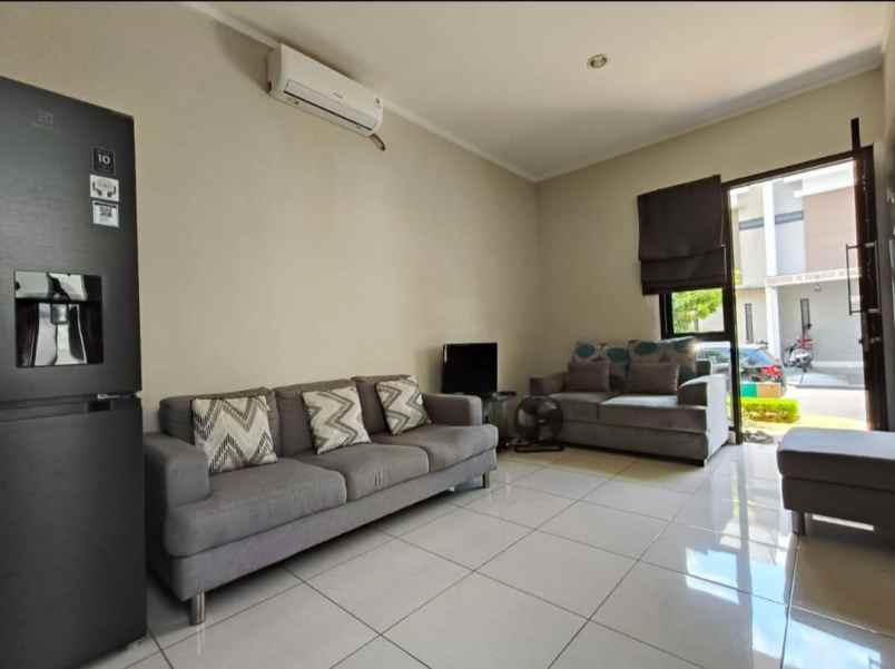 dijual rumah di cluster olive summarecon bekasi