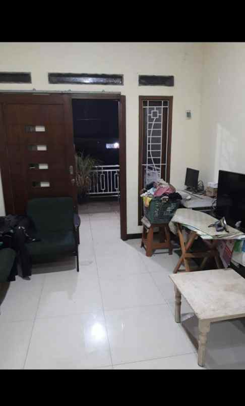 dijual rumah di jalan rangkapan jaya