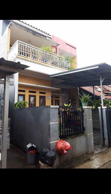 dijual rumah di jalan rangkapan jaya