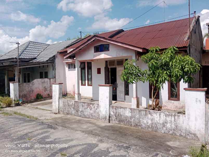 dijual rumah di jl rawa bening arengka pekanbaru