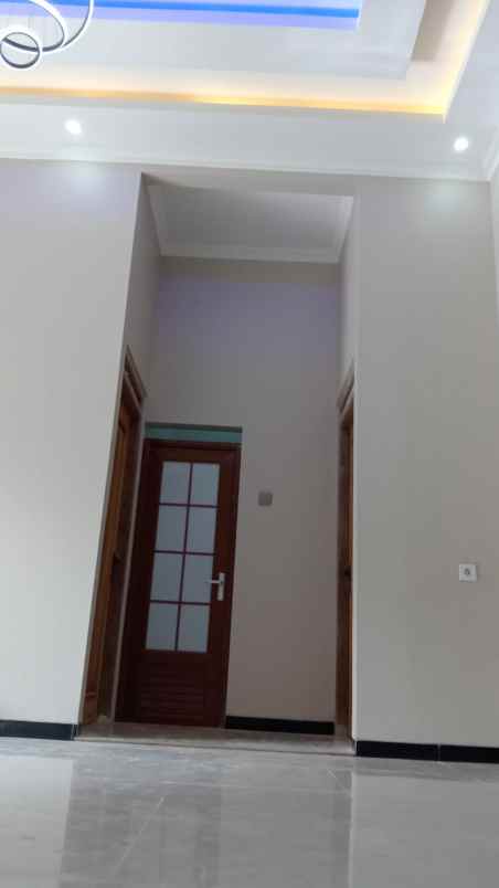 dijual rumah di kalisegoro unnes semarang