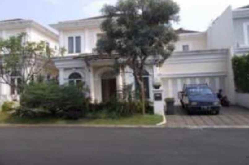 dijual rumah di less belles tangerang lt 337 m2