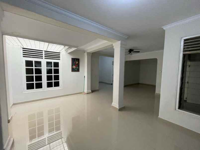 dijual rumah di menteng dalam tebet jakarta selatan