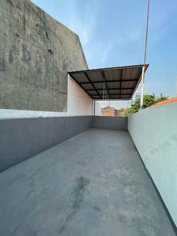 dijual rumah di menteng dalam tebet jakarta selatan