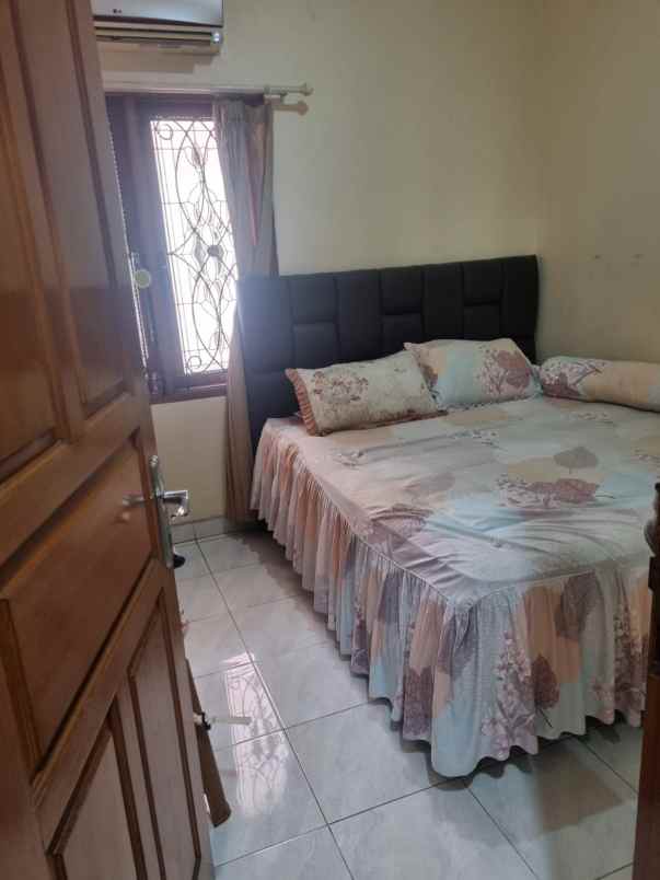 dijual rumah di pamulang luas 120 jg