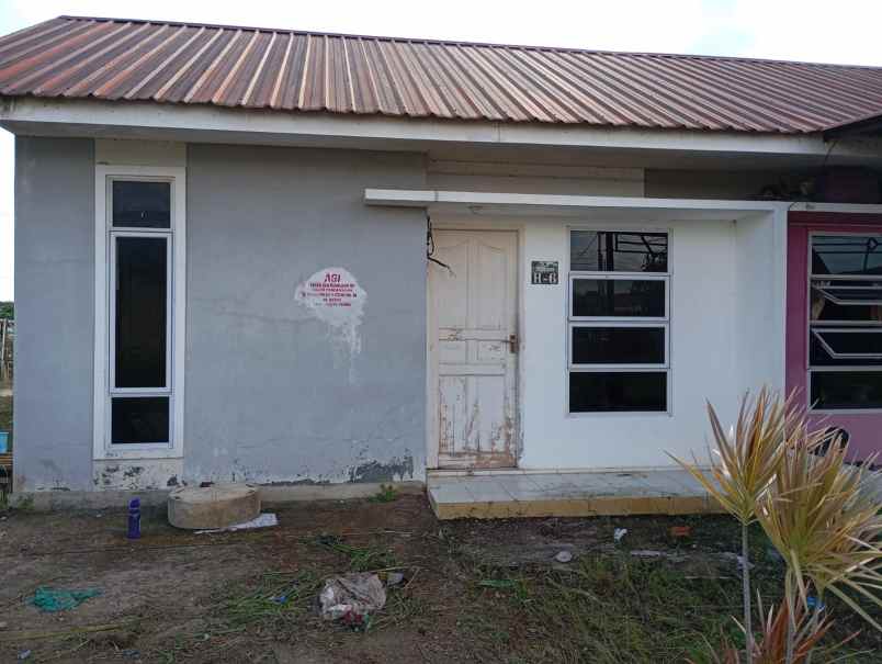 dijual rumah di perumahan ricci piayu seharga rp 190jt