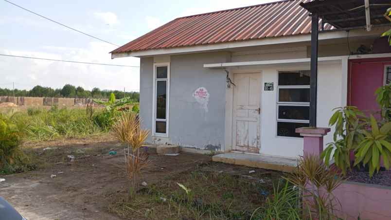 dijual rumah di perumahan ricci piayu seharga rp 190jt