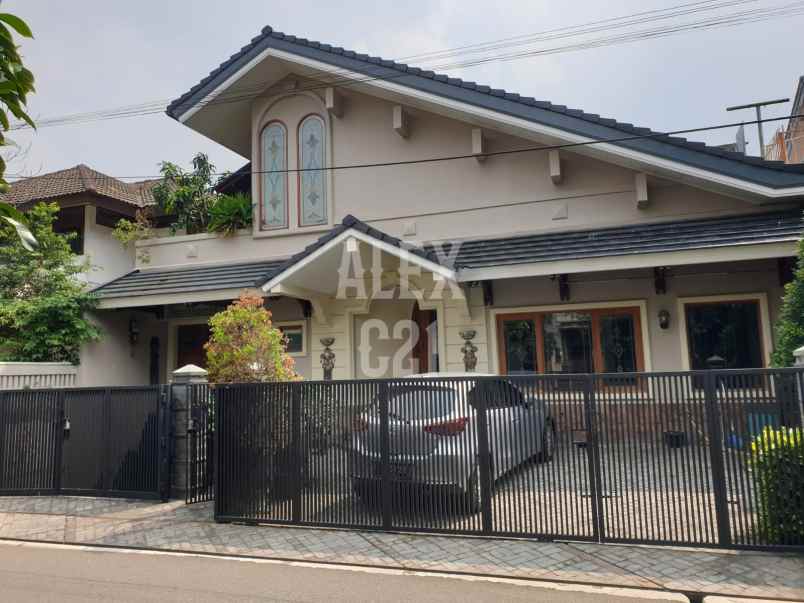 dijual rumah di pondok indah jakarta selatan