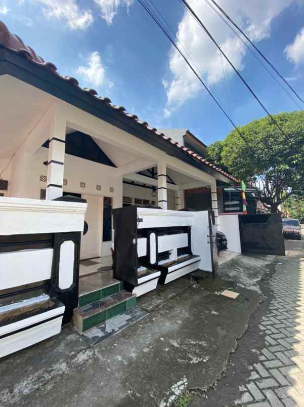 dijual rumah di pondok kopi jakarta timur